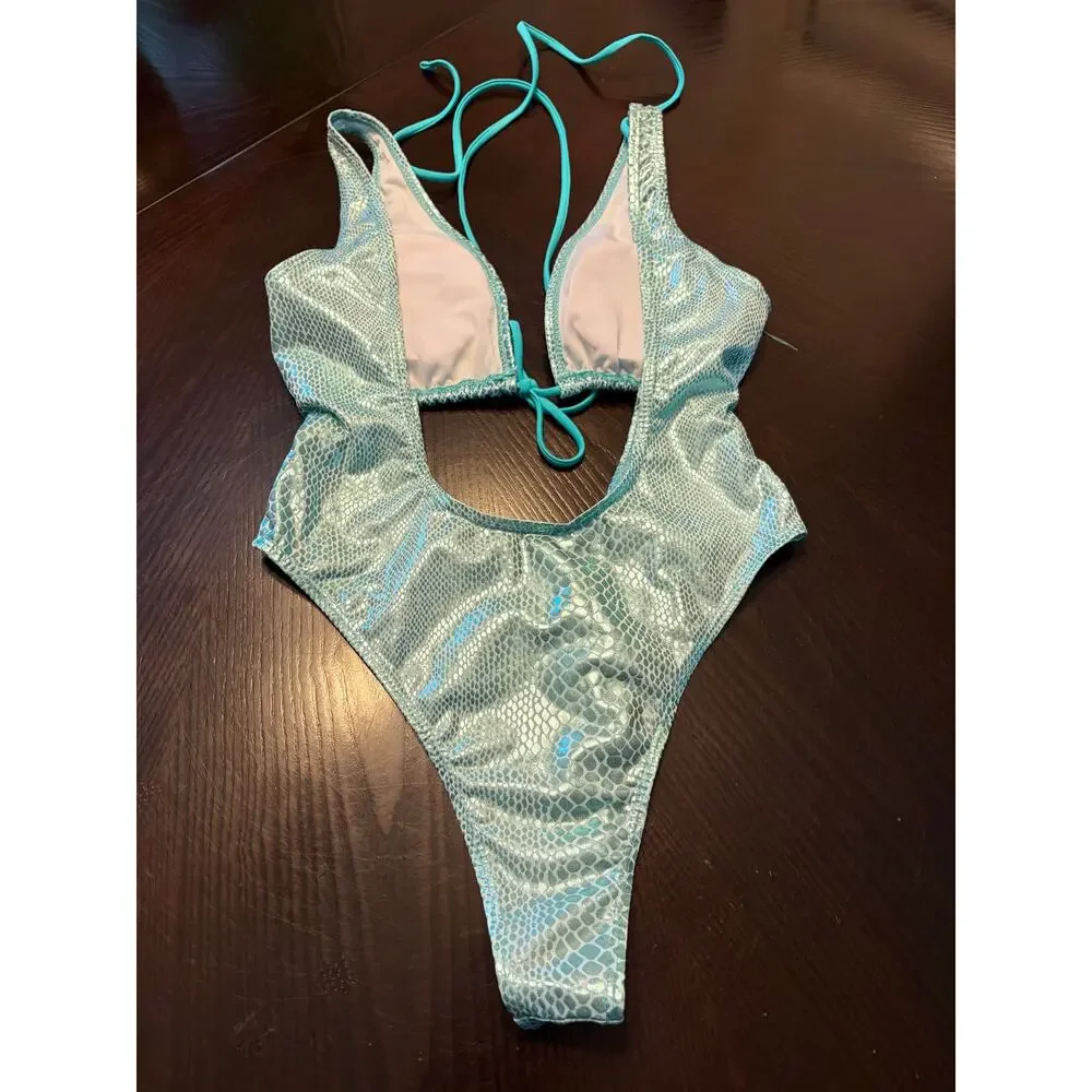 High Shine Metallic Aqua Light Blue Snakeskin One-Piece Swimwear Size L
